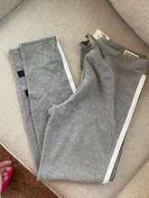 Load image into Gallery viewer, NWT Pink Comfy Sweats Size M
