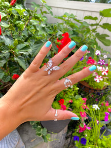 Fluttering Love Ring Set